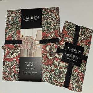 Lauren Ralph Lauren Round Tablecloth And 4 Napkins